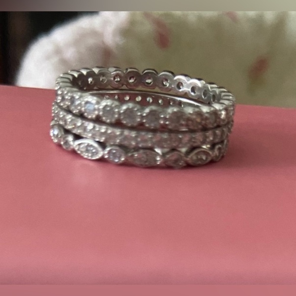 Women’s rings